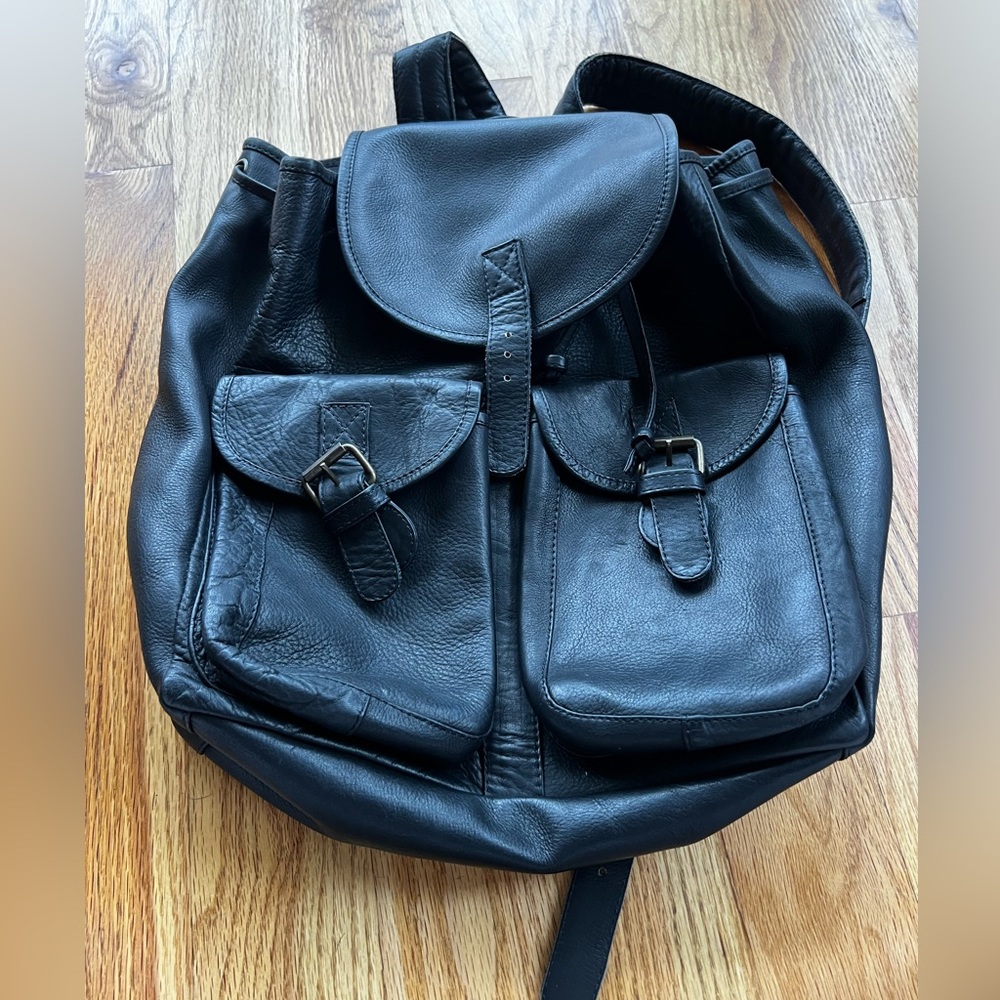 CLAVA American black leather backpack